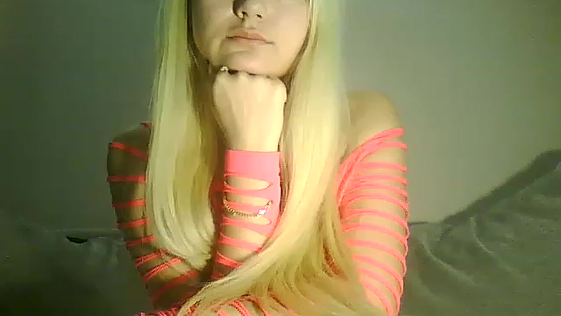 Gallery image thumbnail from AlissaMay's myfreecams stream on, 04/21/2023, 18:01 image 18 of 20