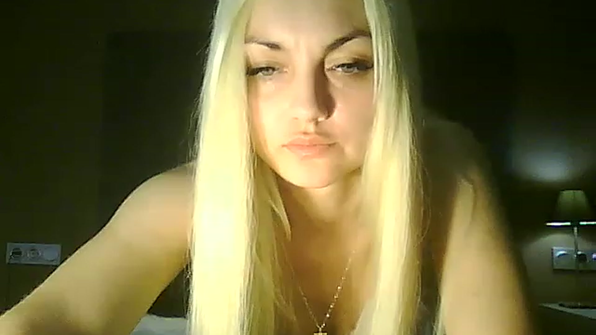 Gallery image thumbnail from AlissaMay's myfreecams stream on, 04/24/2023, 13:04 image 5 of 20