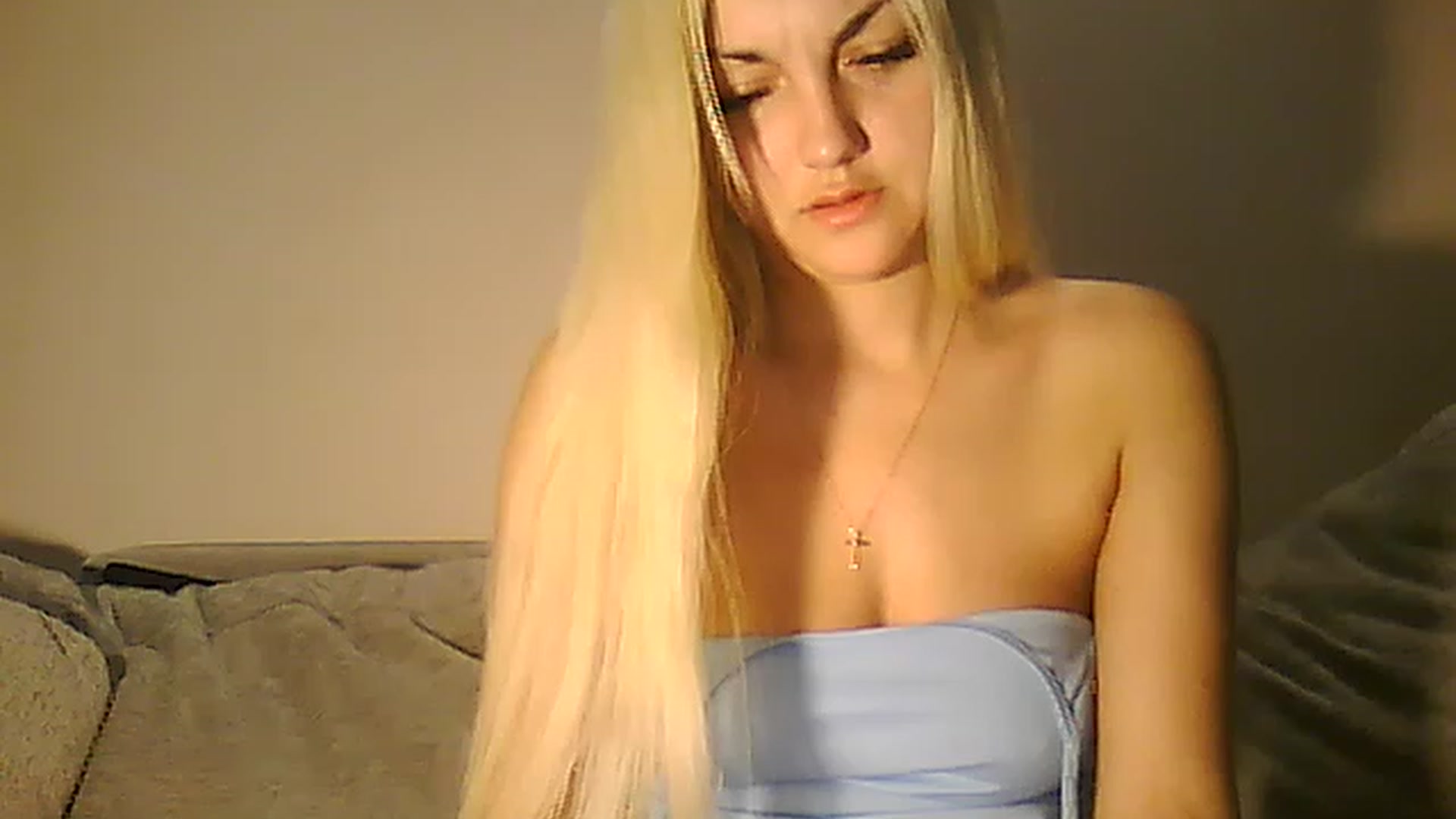 Gallery image thumbnail from AlissaMay's myfreecams stream on, 04/27/2023, 16:07 image 18 of 20