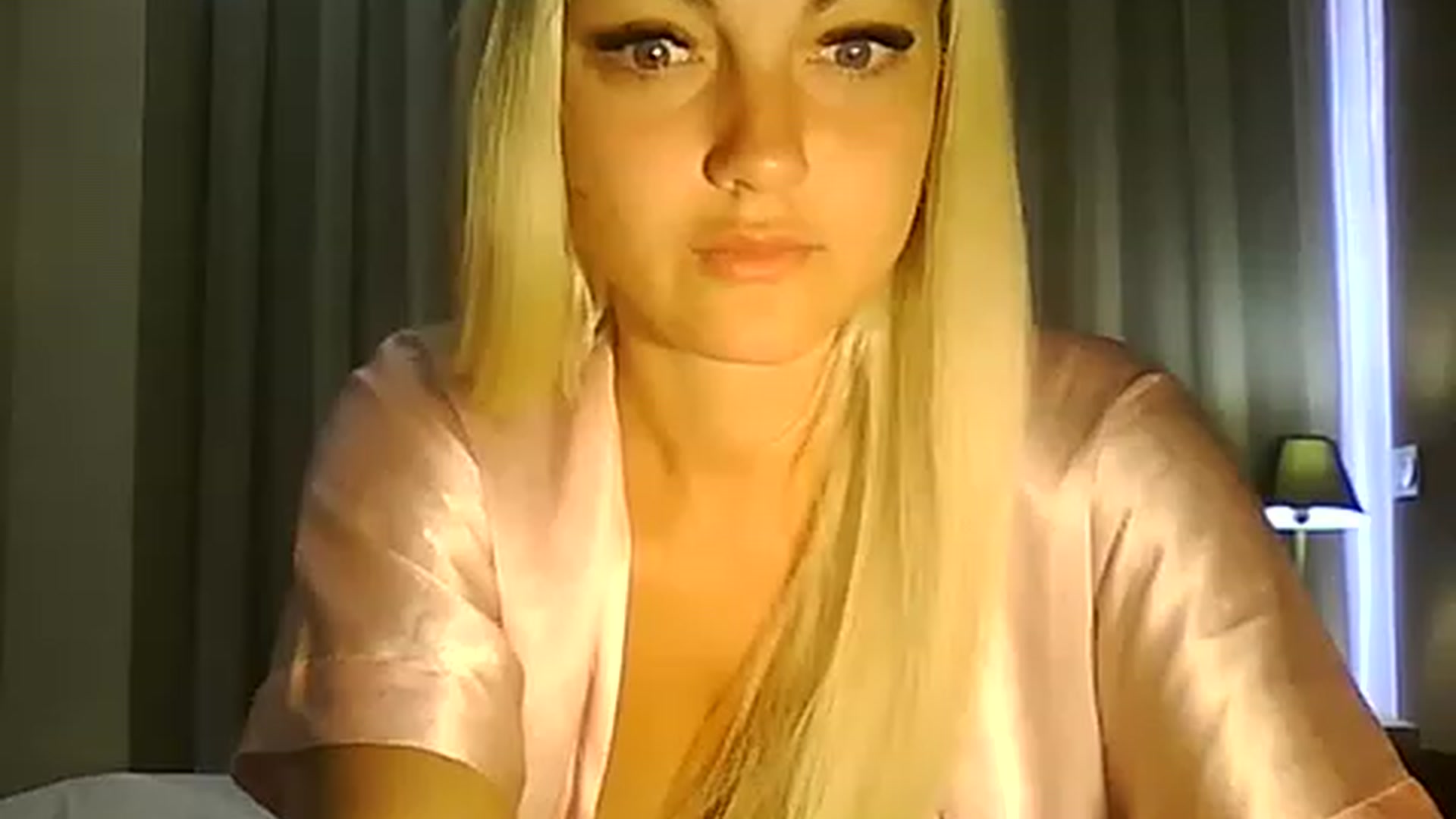 Gallery image thumbnail from AlissaMay's myfreecams stream on, 05/17/2023, 12:45 image 13 of 20