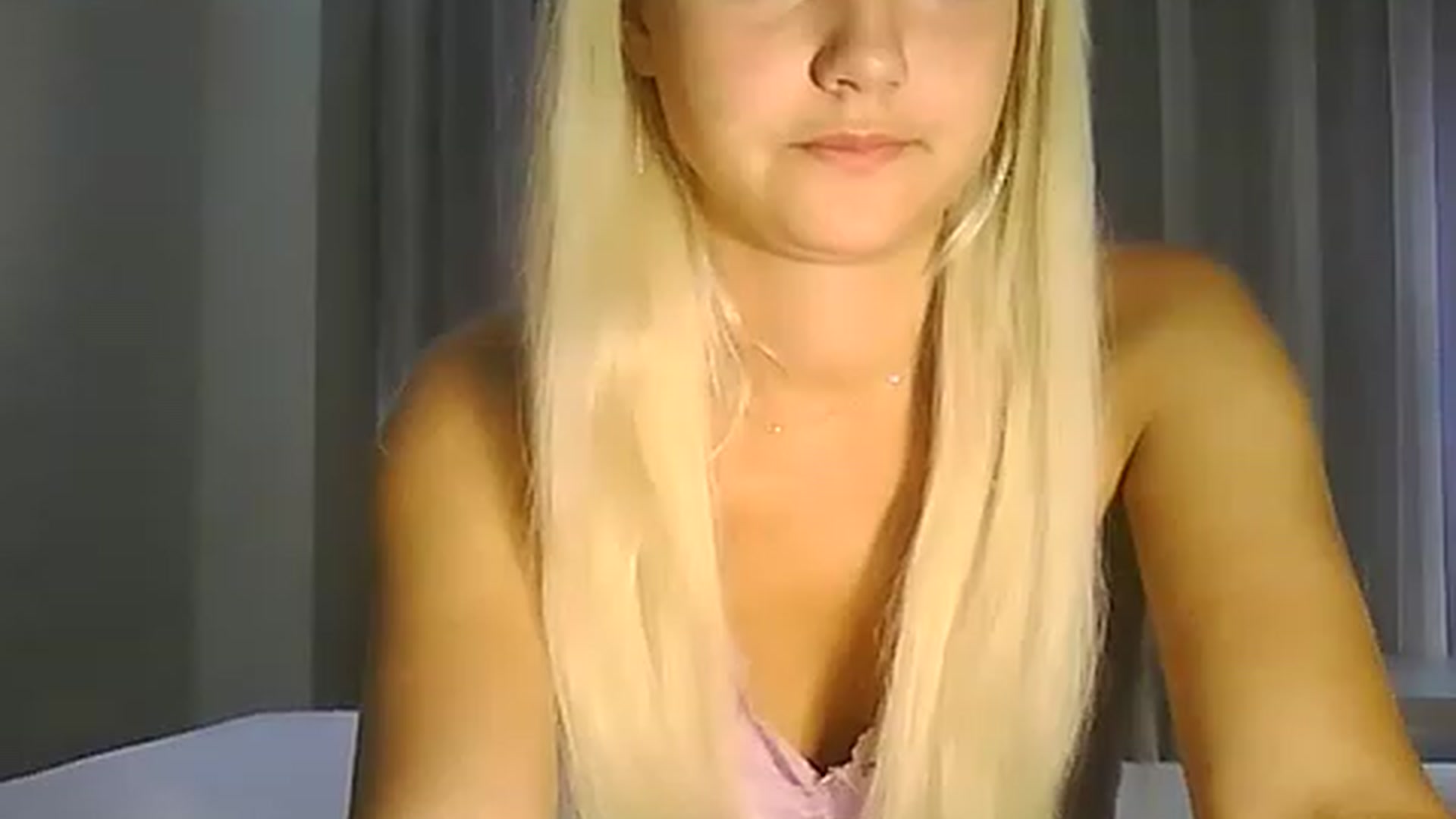 Gallery image thumbnail from AlissaMay's myfreecams stream on, 05/26/2023, 10:03 image 1 of 20