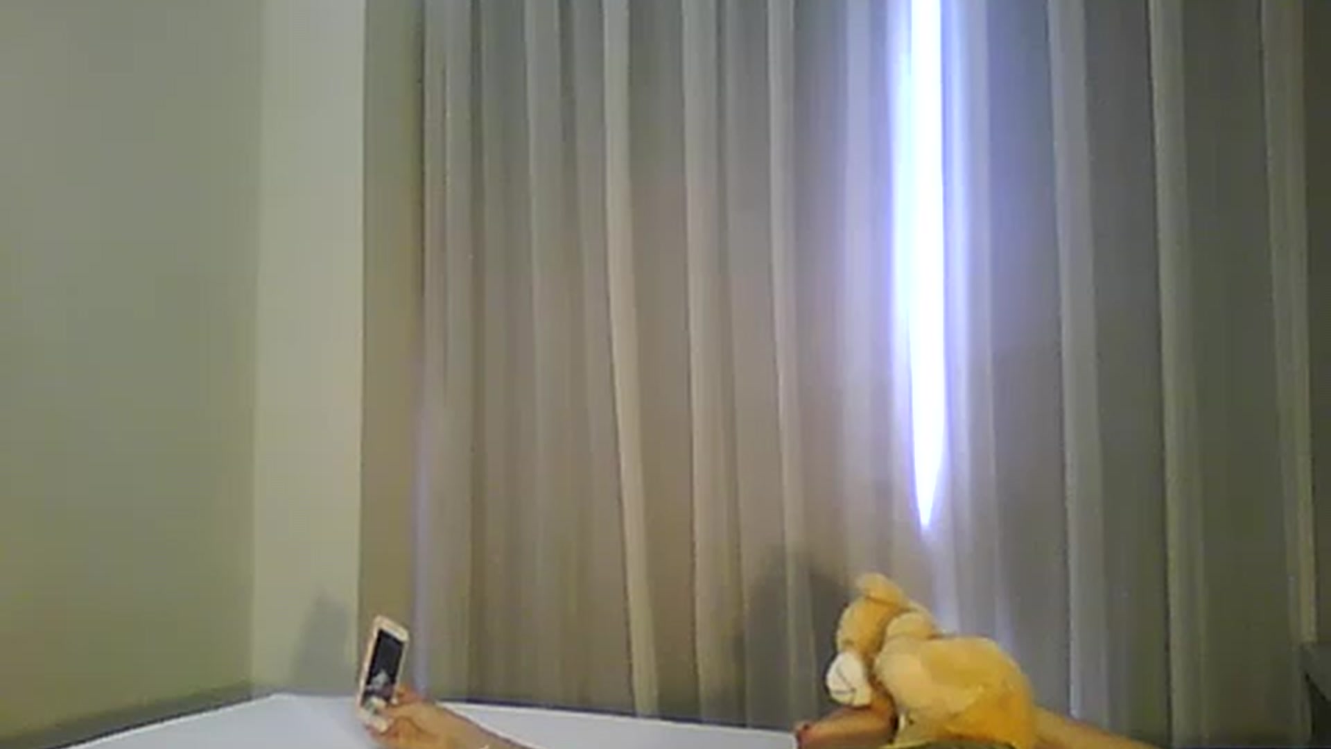 Gallery image thumbnail from AlissaMay's myfreecams stream on, 05/29/2023, 15:29 image 12 of 20