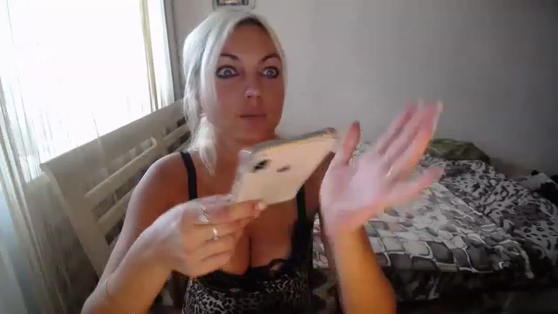 Gallery image thumbnail from AlissaMay's myfreecams stream on, 06/27/2023, 13:18 image 19 of 20