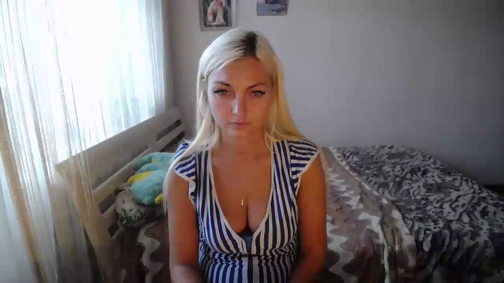 Gallery image thumbnail from AlissaMay's myfreecams stream on, 07/04/2023, 11:11 image 19 of 20