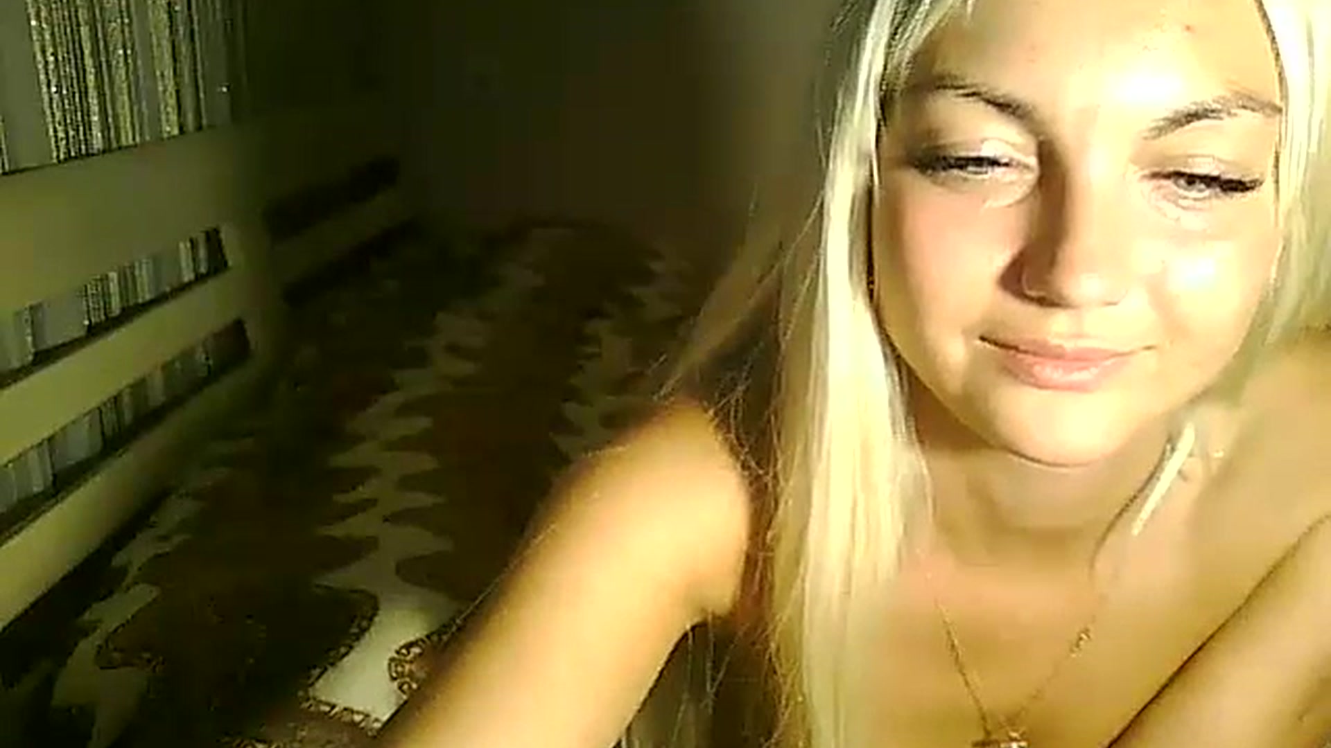 Gallery image thumbnail from AlissaMay's myfreecams stream on, 07/15/2023, 18:35 image 13 of 20