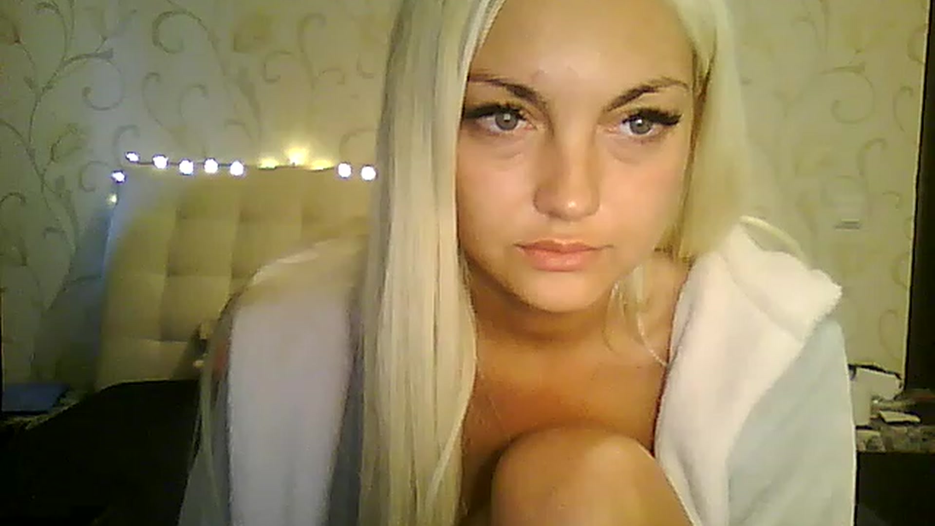 Gallery image thumbnail from AlissaMay's myfreecams stream on, 07/23/2023, 12:31 image 18 of 20