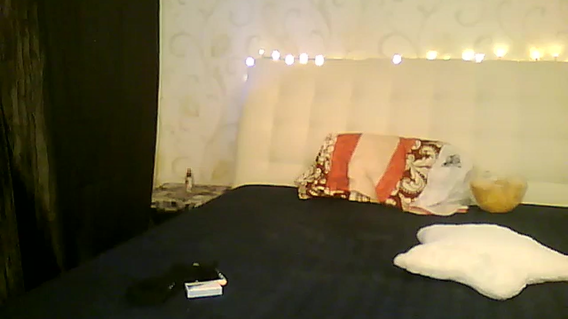 Gallery image thumbnail from AlissaMay's myfreecams stream on, 07/24/2023, 18:29 image 2 of 20