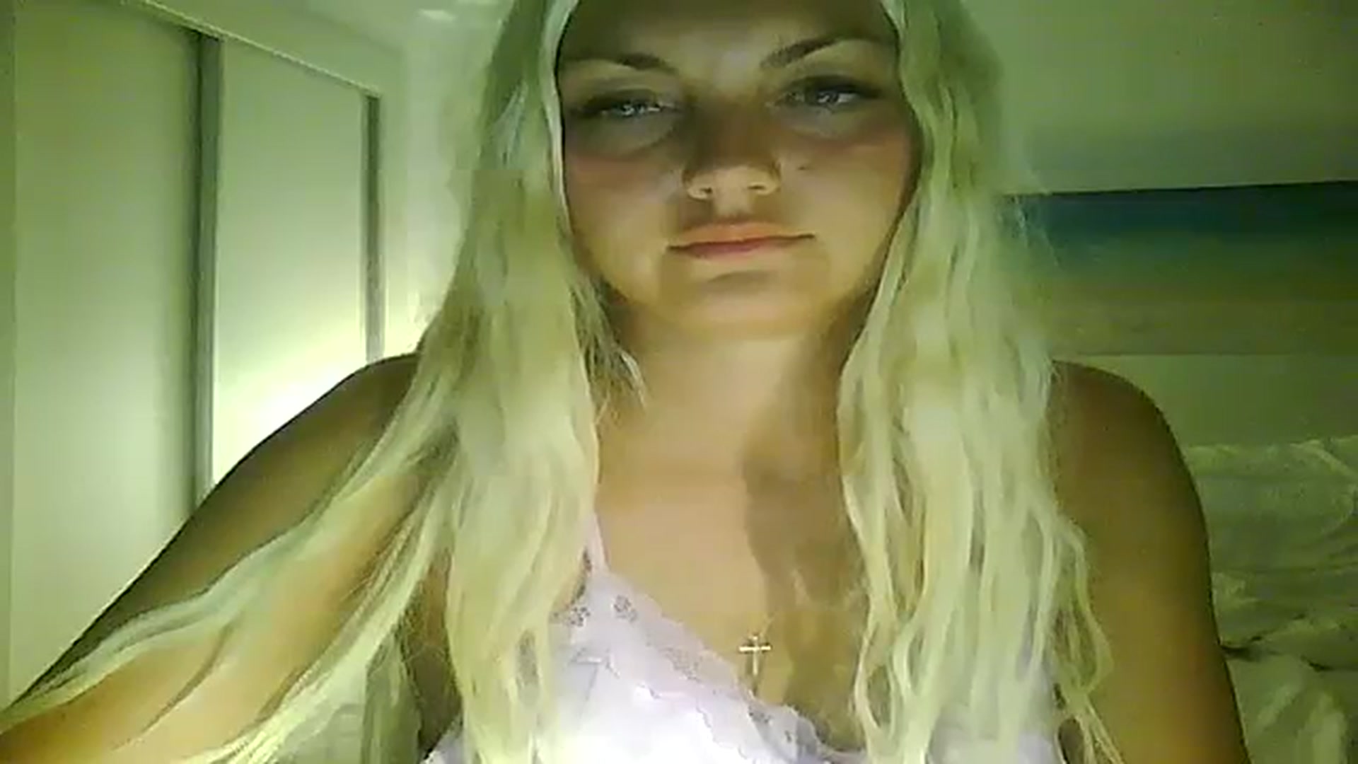 Gallery image thumbnail from AlissaMay's myfreecams stream on, 08/01/2023, 02:16 image 6 of 20