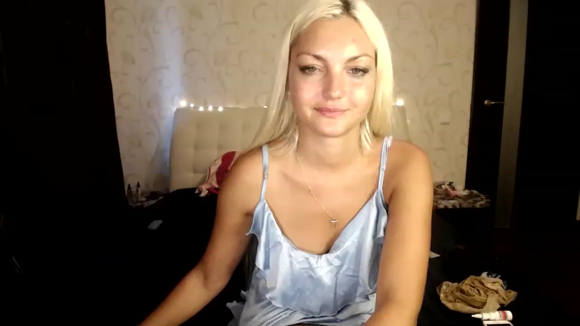Gallery image thumbnail from AlissaMay's myfreecams stream on, 08/06/2023, 19:42 image 10 of 20