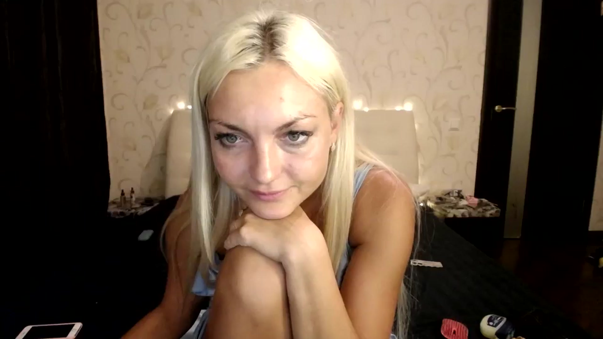 Gallery image thumbnail from AlissaMay's myfreecams stream on, 08/06/2023, 20:52 image 15 of 20