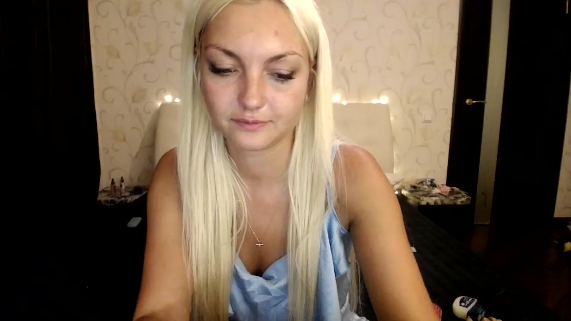 Gallery image thumbnail from AlissaMay's myfreecams stream on, 08/06/2023, 20:52 image 1 of 20