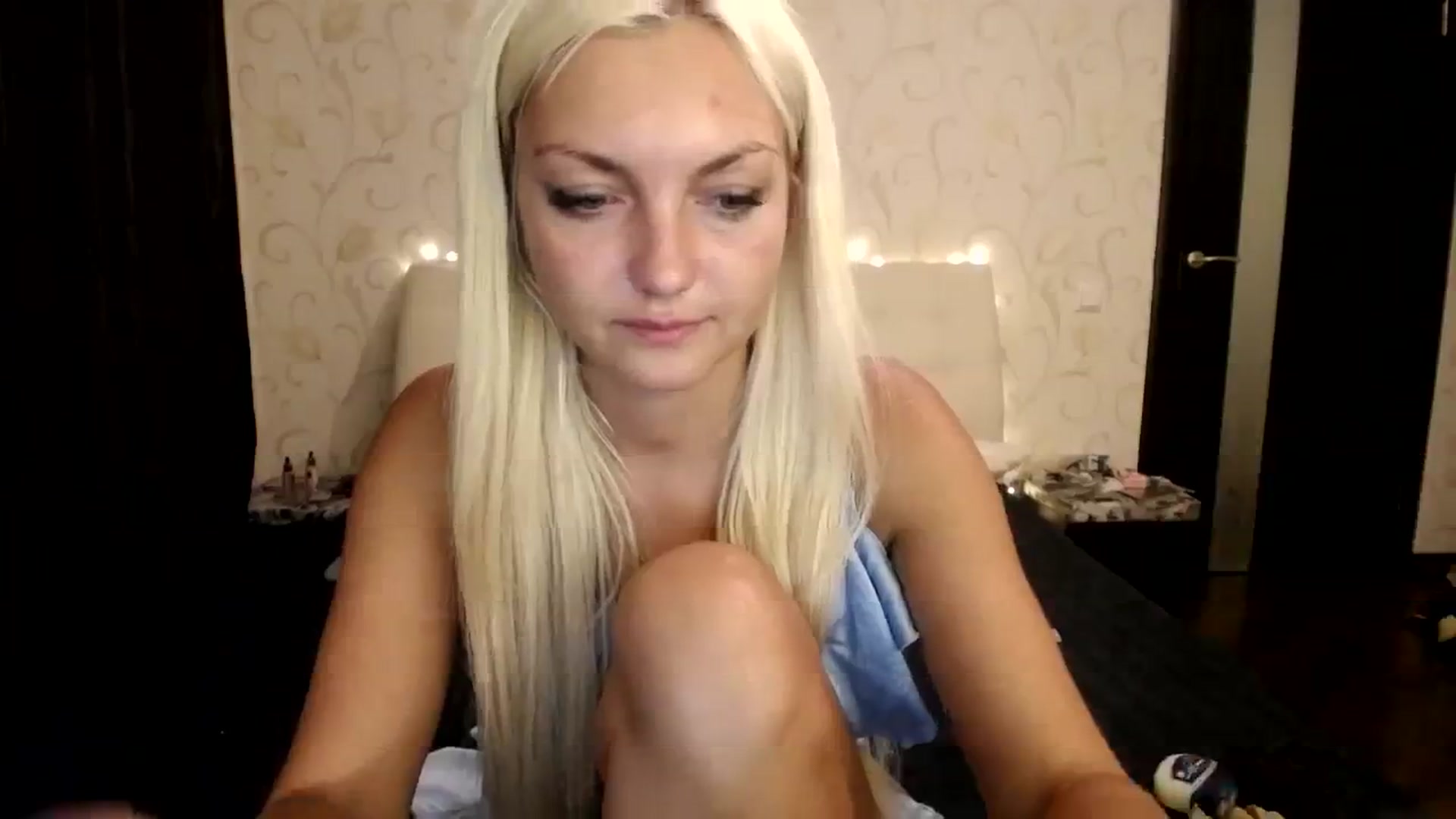 Gallery image thumbnail from AlissaMay's myfreecams stream on, 08/06/2023, 20:52 image 2 of 20