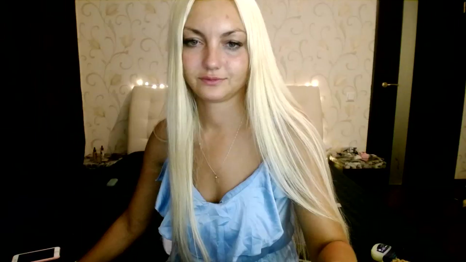 Gallery image thumbnail from AlissaMay's myfreecams stream on, 08/06/2023, 21:25 image 4 of 20