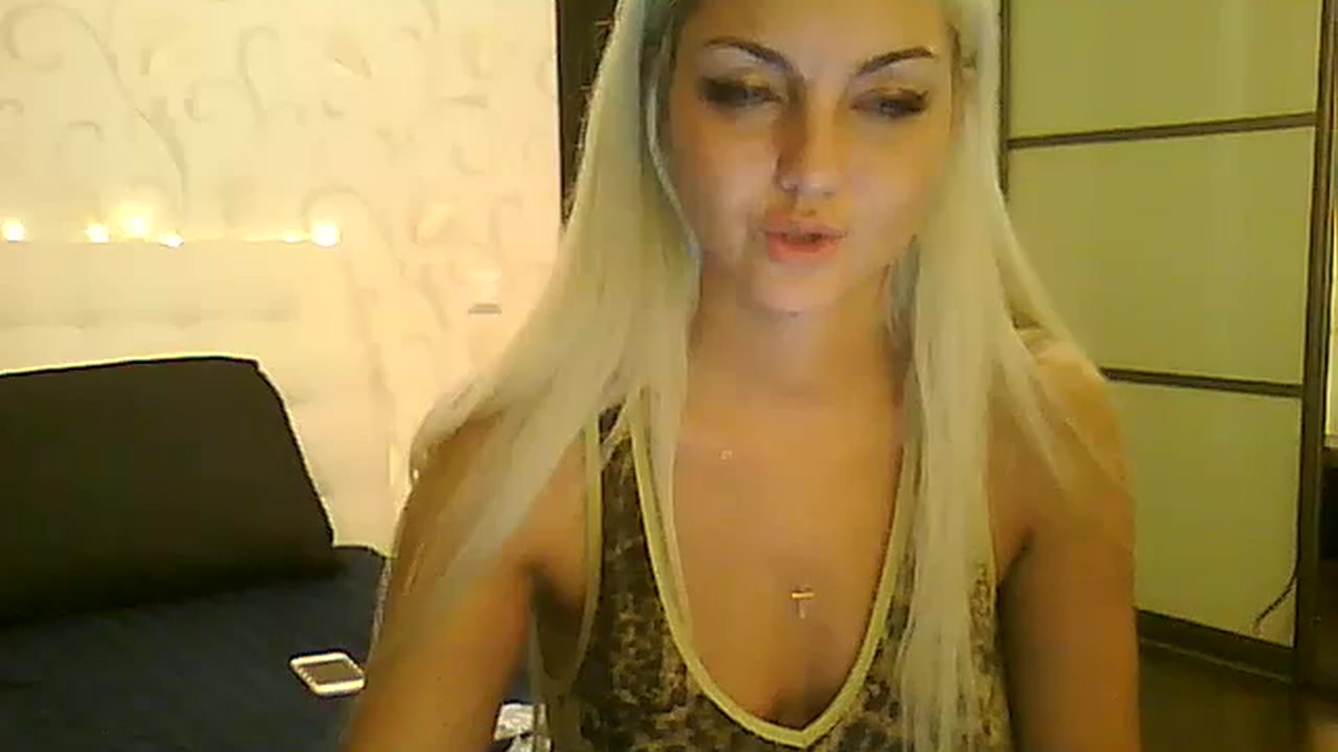 Gallery image thumbnail from AlissaMay's myfreecams stream on, 08/16/2023, 18:37 image 3 of 20