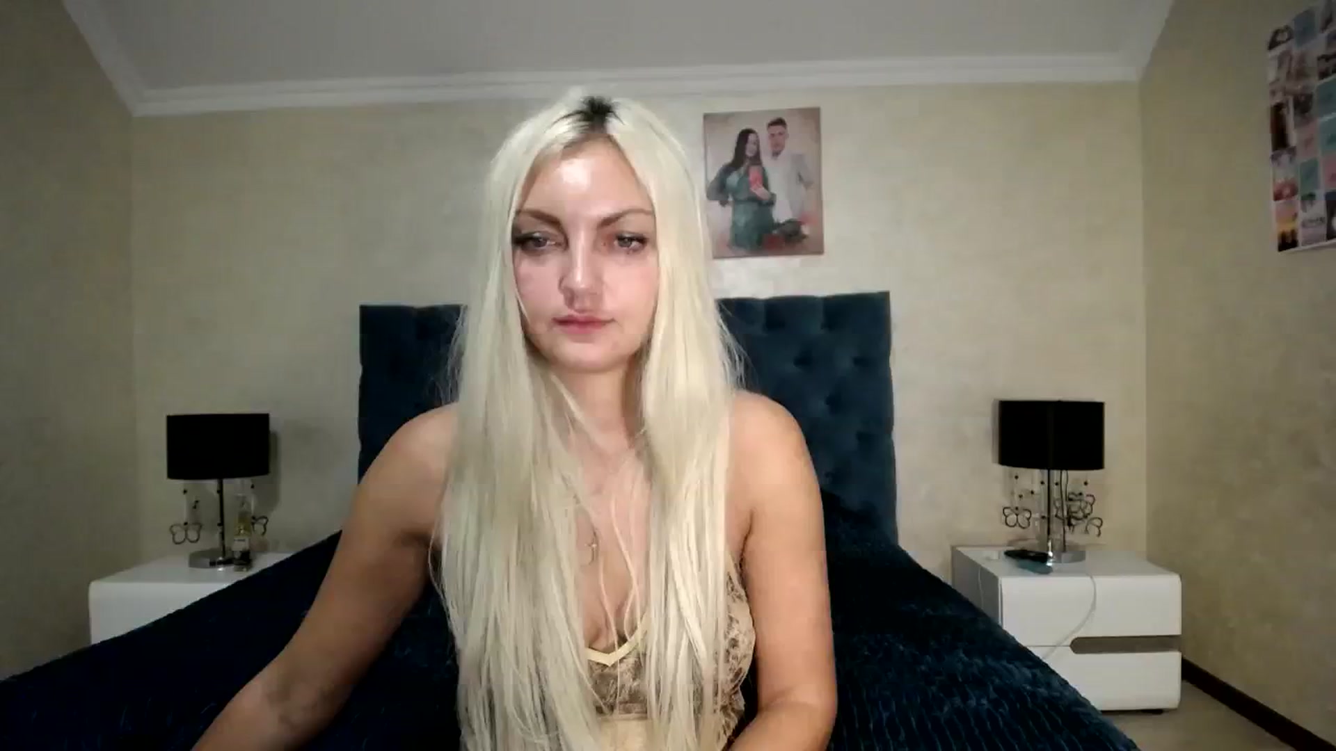 Gallery image thumbnail from AlissaMay's myfreecams stream on, 08/18/2023, 23:04 image 2 of 20