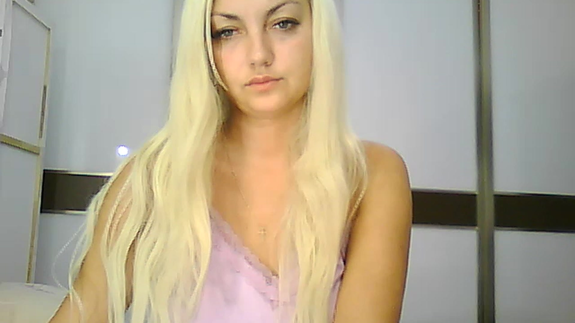 Gallery image thumbnail from AlissaMay's myfreecams stream on, 08/27/2023, 15:37 image 11 of 20