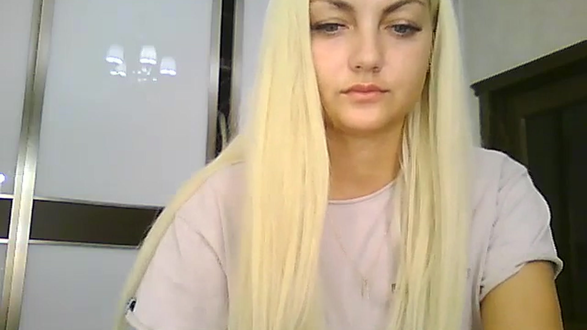Gallery image thumbnail from AlissaMay's myfreecams stream on, 08/30/2023, 19:27 image 16 of 20