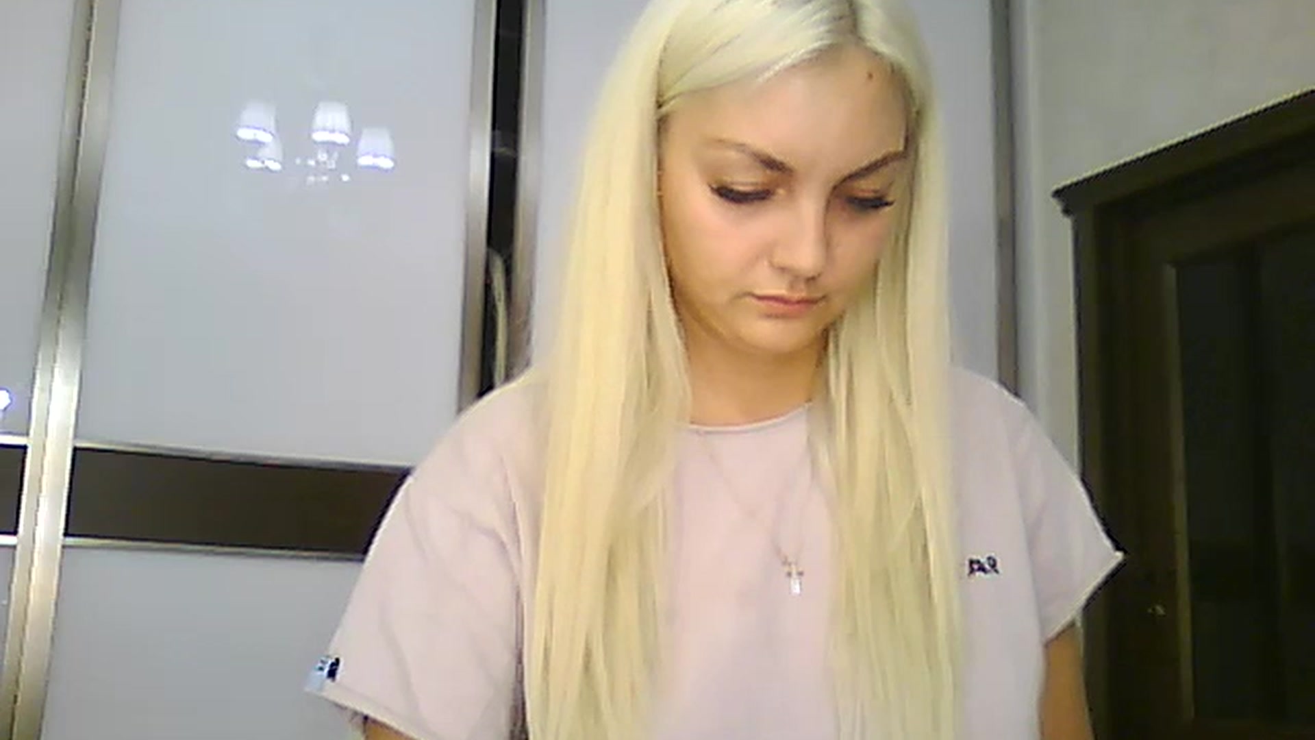 Gallery image thumbnail from AlissaMay's myfreecams stream on, 08/30/2023, 19:27 image 6 of 20