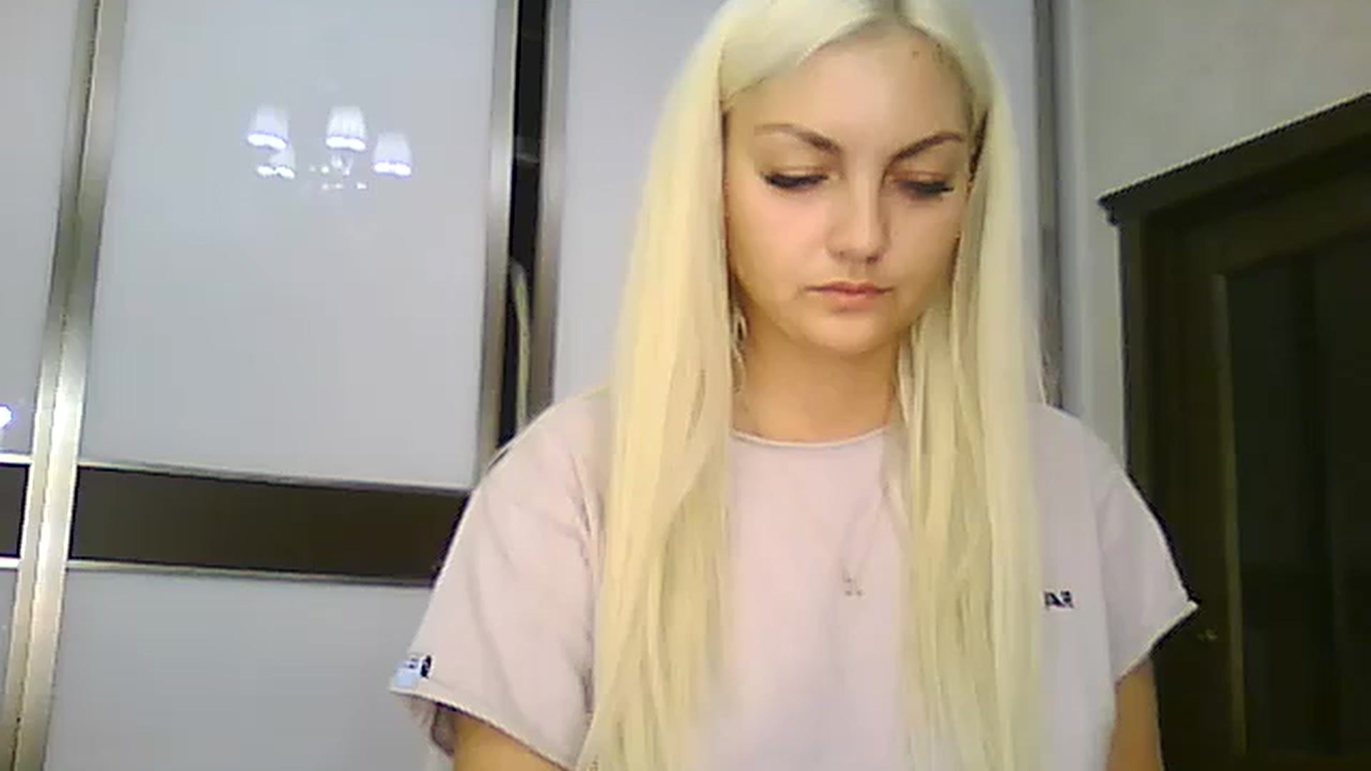 Gallery image thumbnail from AlissaMay's myfreecams stream on, 08/30/2023, 19:27 image 13 of 20