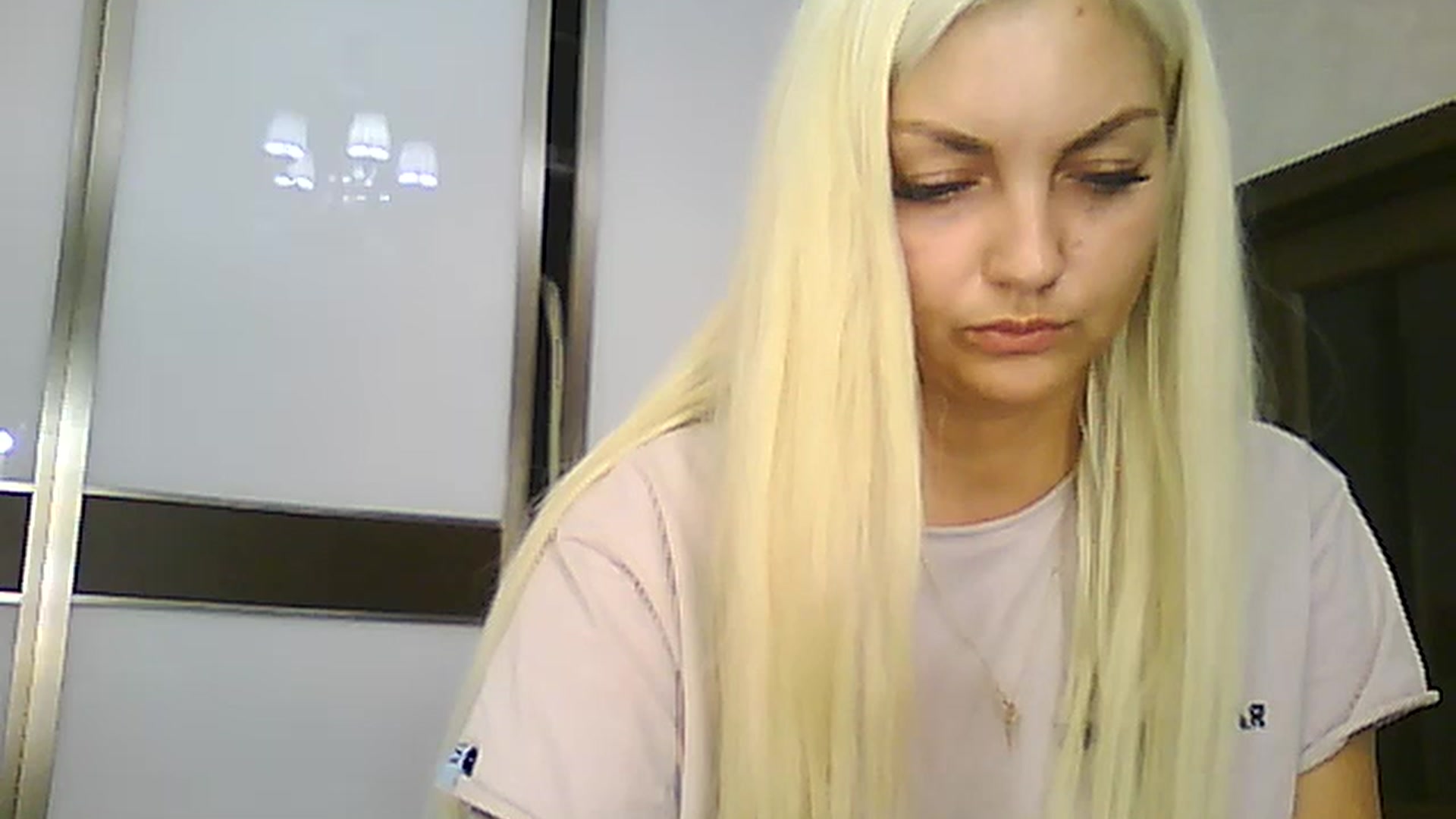 Gallery image thumbnail from AlissaMay's myfreecams stream on, 08/30/2023, 19:27 image 19 of 20