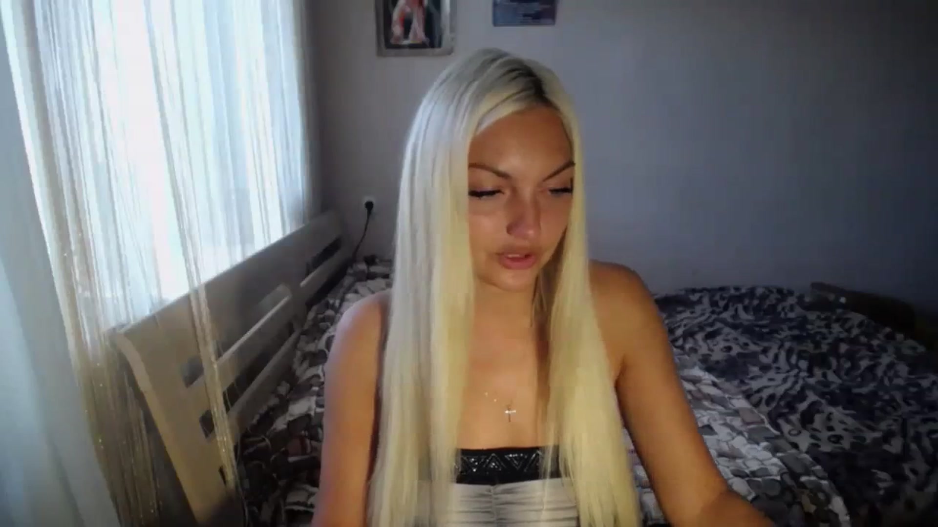 Gallery image thumbnail from AlissaMay's myfreecams stream on, 09/17/2023, 12:43 image 7 of 20