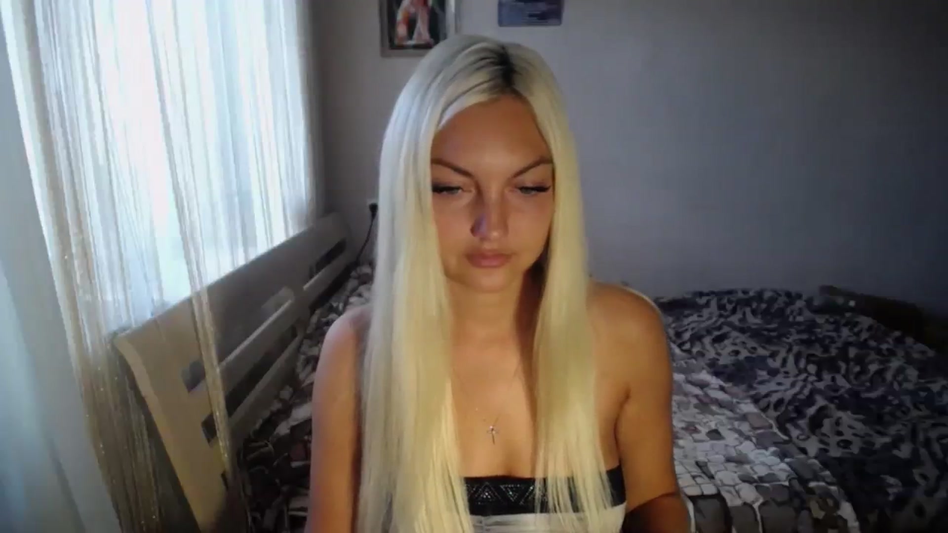 Gallery image thumbnail from AlissaMay's myfreecams stream on, 09/17/2023, 12:43 image 11 of 20