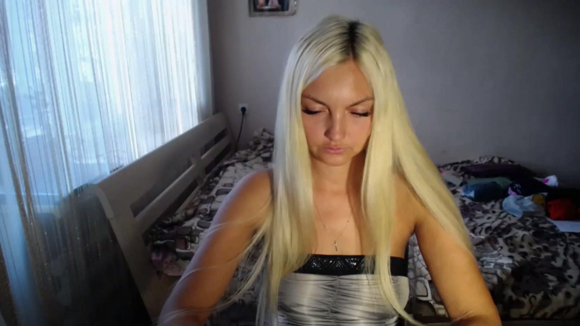 Gallery image thumbnail from AlissaMay's myfreecams stream on, 09/23/2023, 13:18 image 5 of 20