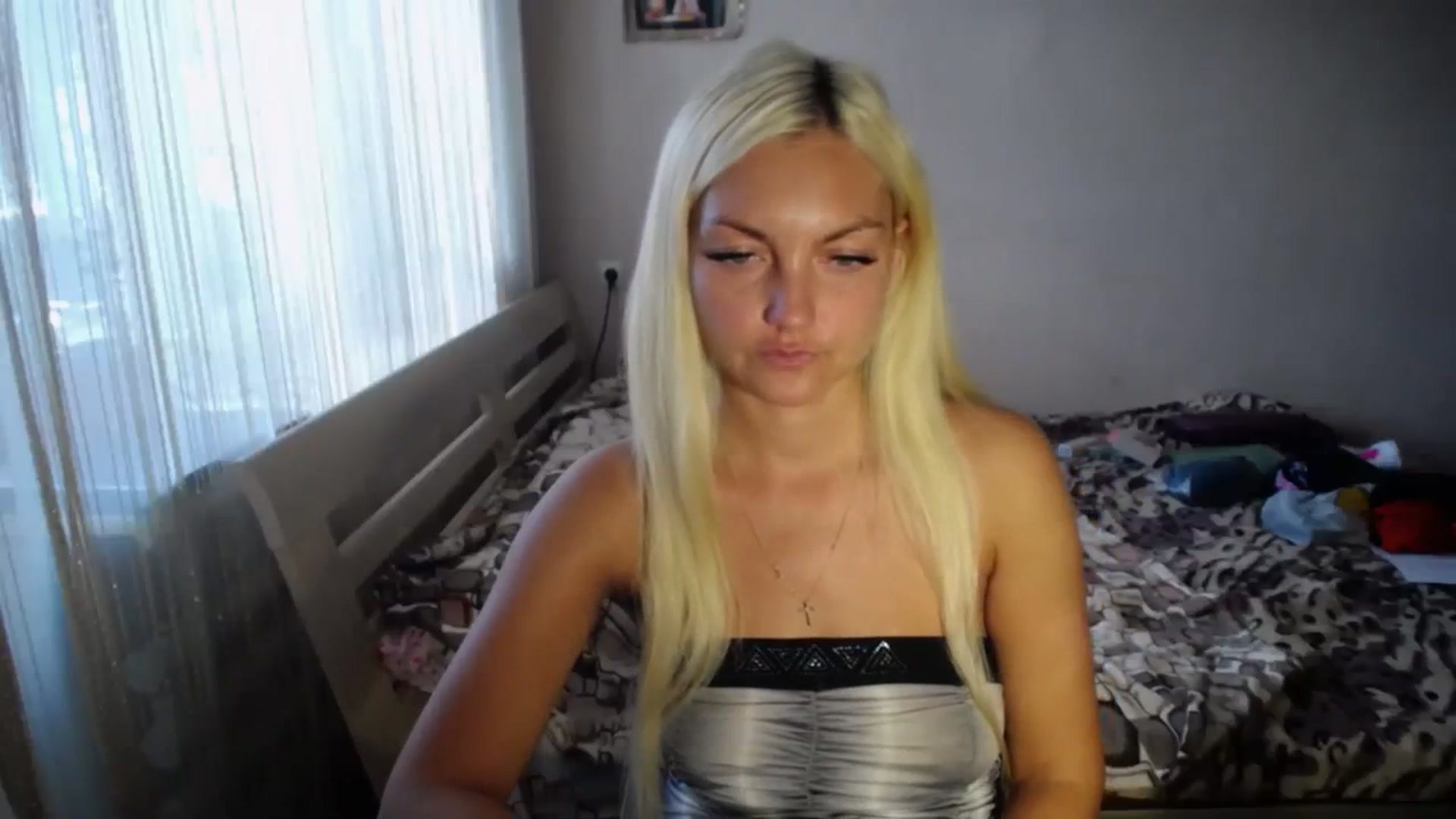Gallery image thumbnail from AlissaMay's myfreecams stream on, 09/23/2023, 13:18 image 18 of 20