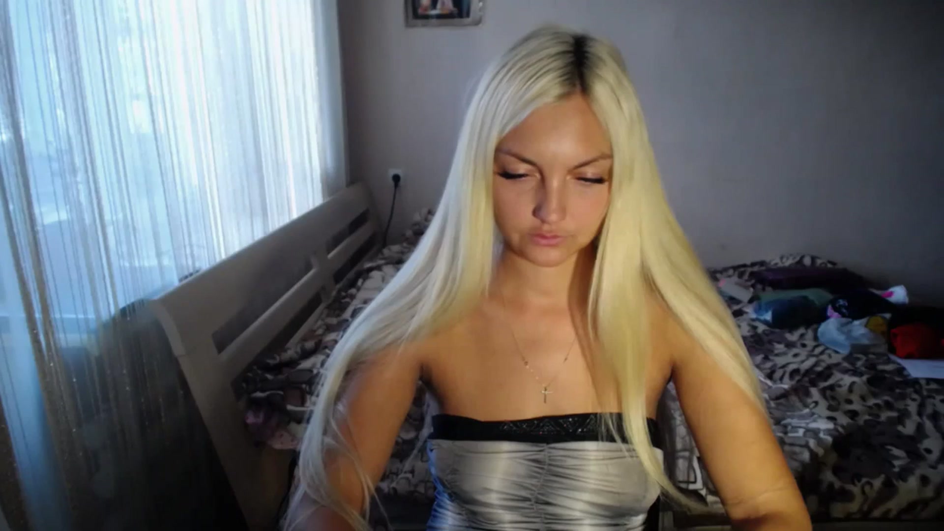 Gallery image thumbnail from AlissaMay's myfreecams stream on, 09/23/2023, 13:18 image 2 of 20