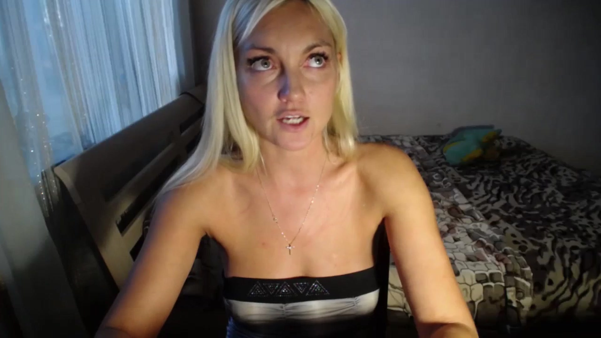 Gallery image thumbnail from AlissaMay's myfreecams stream on, 09/30/2023, 14:09 image 10 of 20