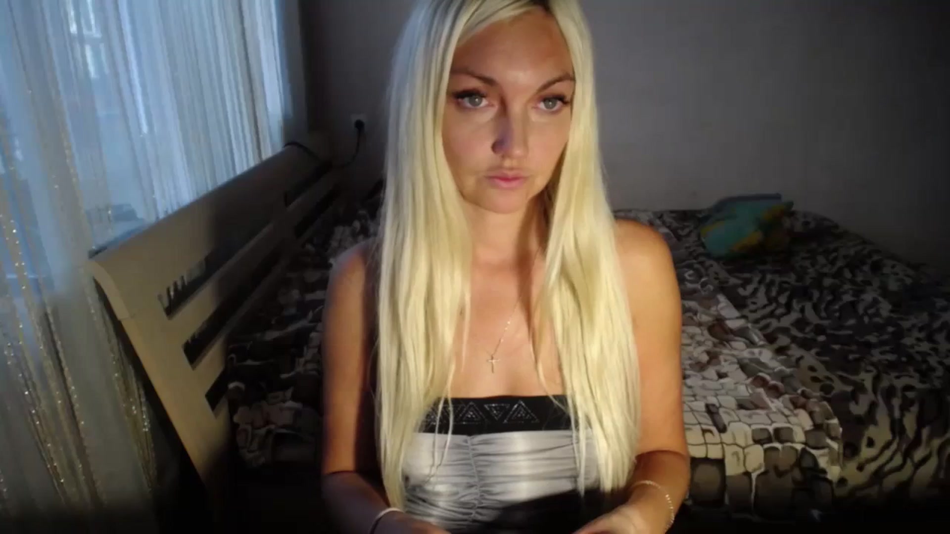Gallery image thumbnail from AlissaMay's myfreecams stream on, 09/30/2023, 14:09 image 4 of 20