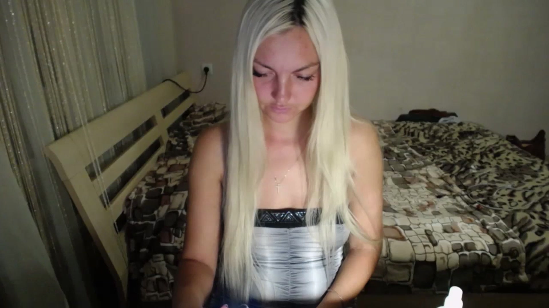 Gallery image thumbnail from AlissaMay's myfreecams stream on, 10/02/2023, 16:05 image 8 of 20