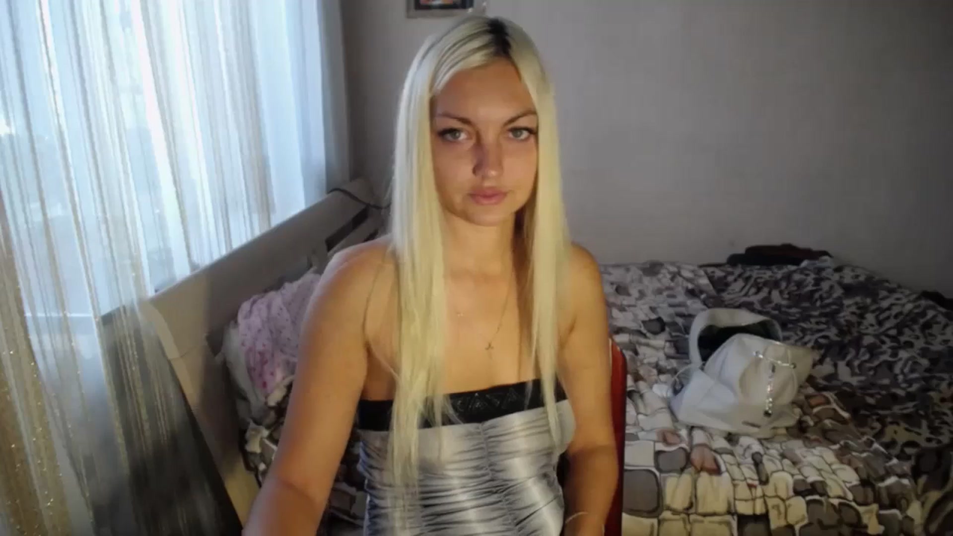 Gallery image thumbnail from AlissaMay's myfreecams stream on, 10/04/2023, 09:26 image 16 of 20