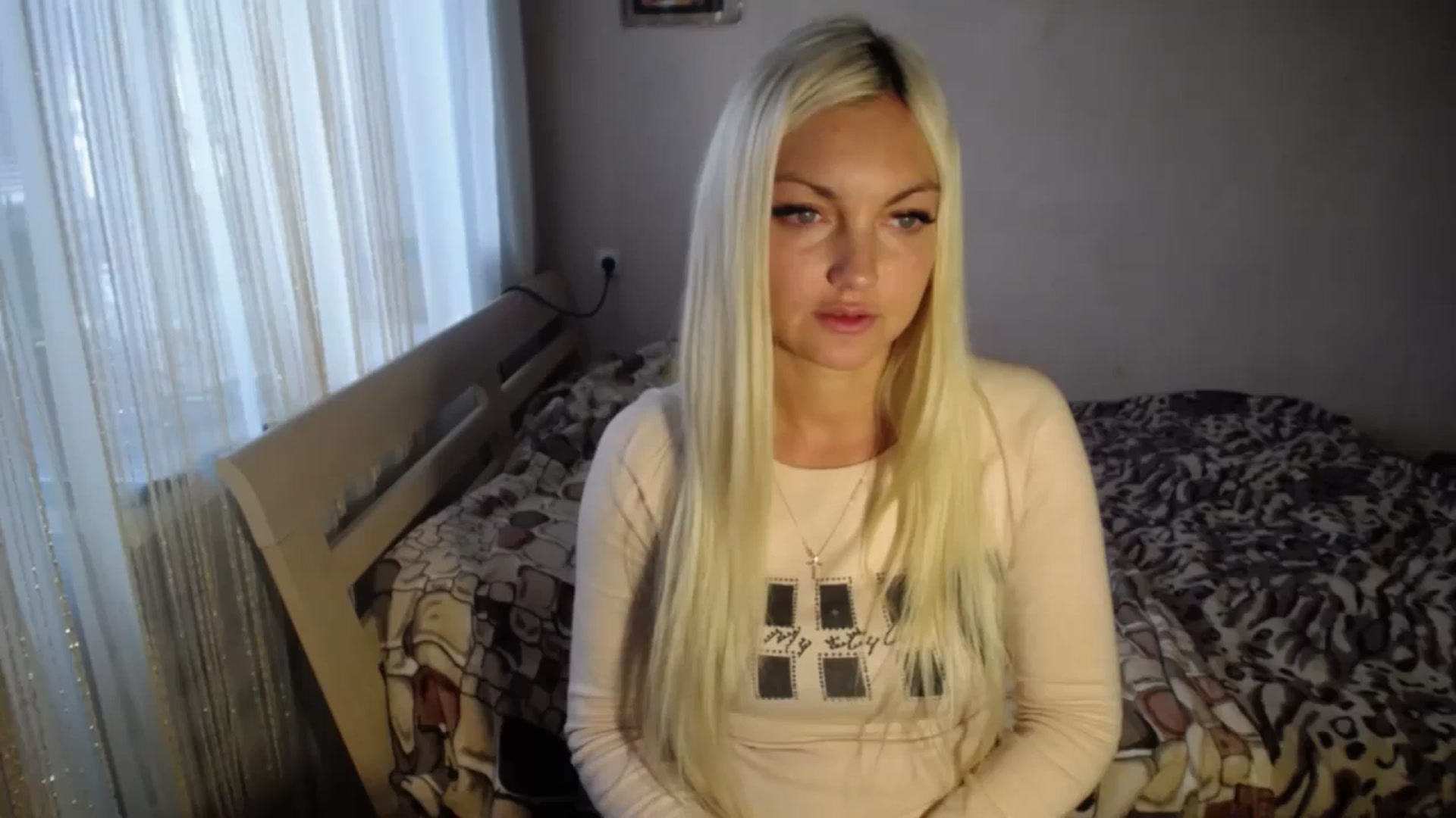 Gallery image thumbnail from AlissaMay's myfreecams stream on, 10/05/2023, 12:46 image 10 of 20
