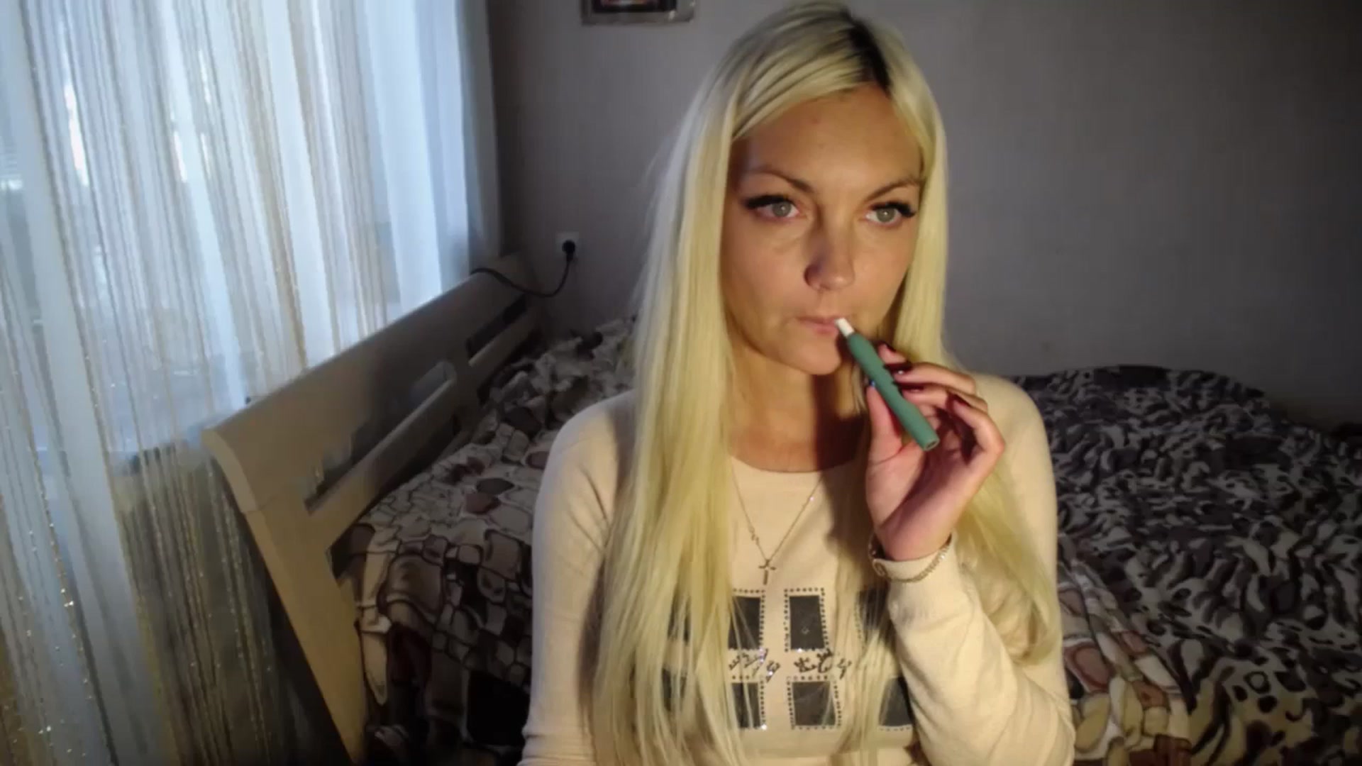 Gallery image thumbnail from AlissaMay's myfreecams stream on, 10/05/2023, 12:46 image 15 of 20