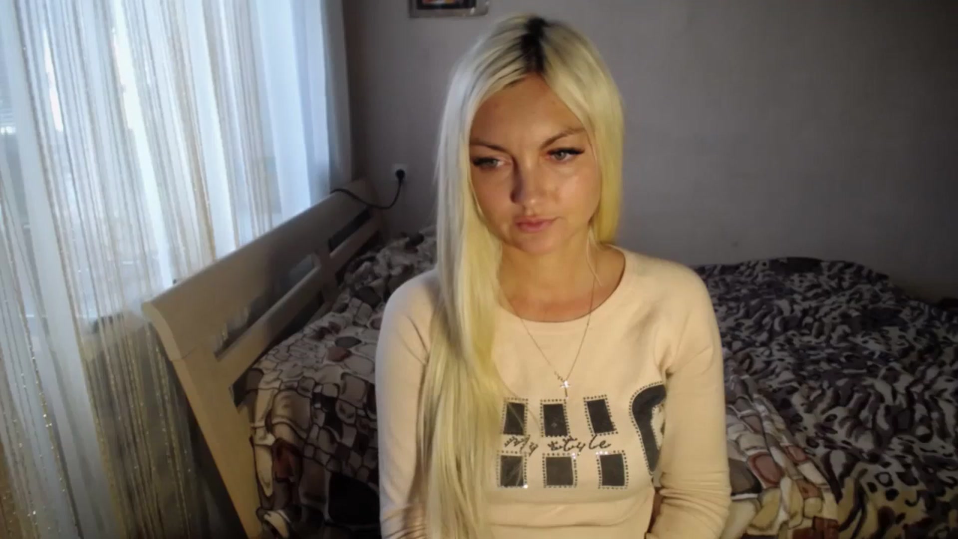 Gallery image thumbnail from AlissaMay's myfreecams stream on, 10/05/2023, 12:46 image 2 of 20