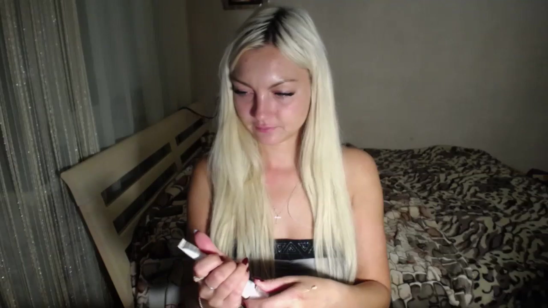 Gallery image thumbnail from AlissaMay's myfreecams stream on, 10/06/2023, 15:43 image 20 of 20