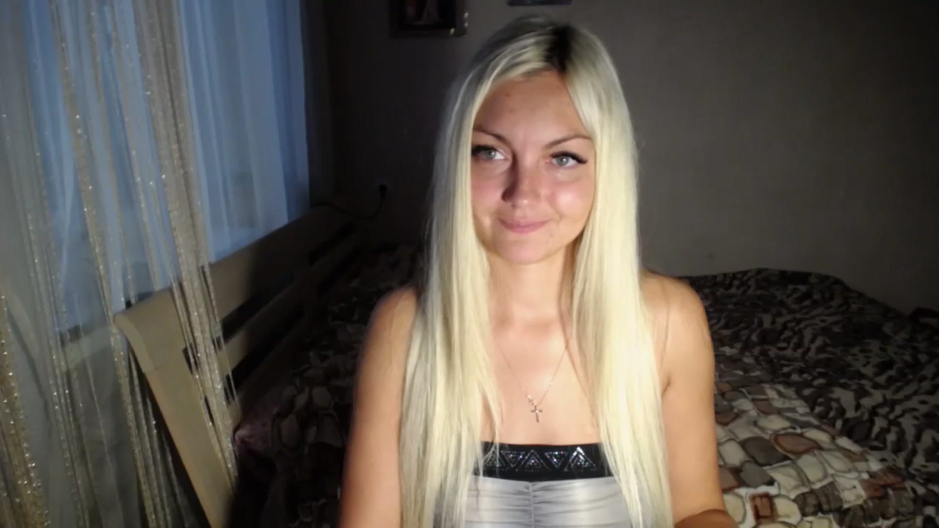 Gallery image thumbnail from AlissaMay's myfreecams stream on, 10/07/2023, 13:43 image 20 of 20