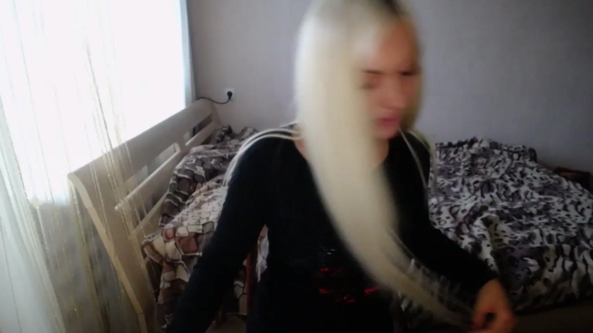 Gallery image thumbnail from AlissaMay's myfreecams stream on, 10/08/2023, 08:35 image 10 of 20