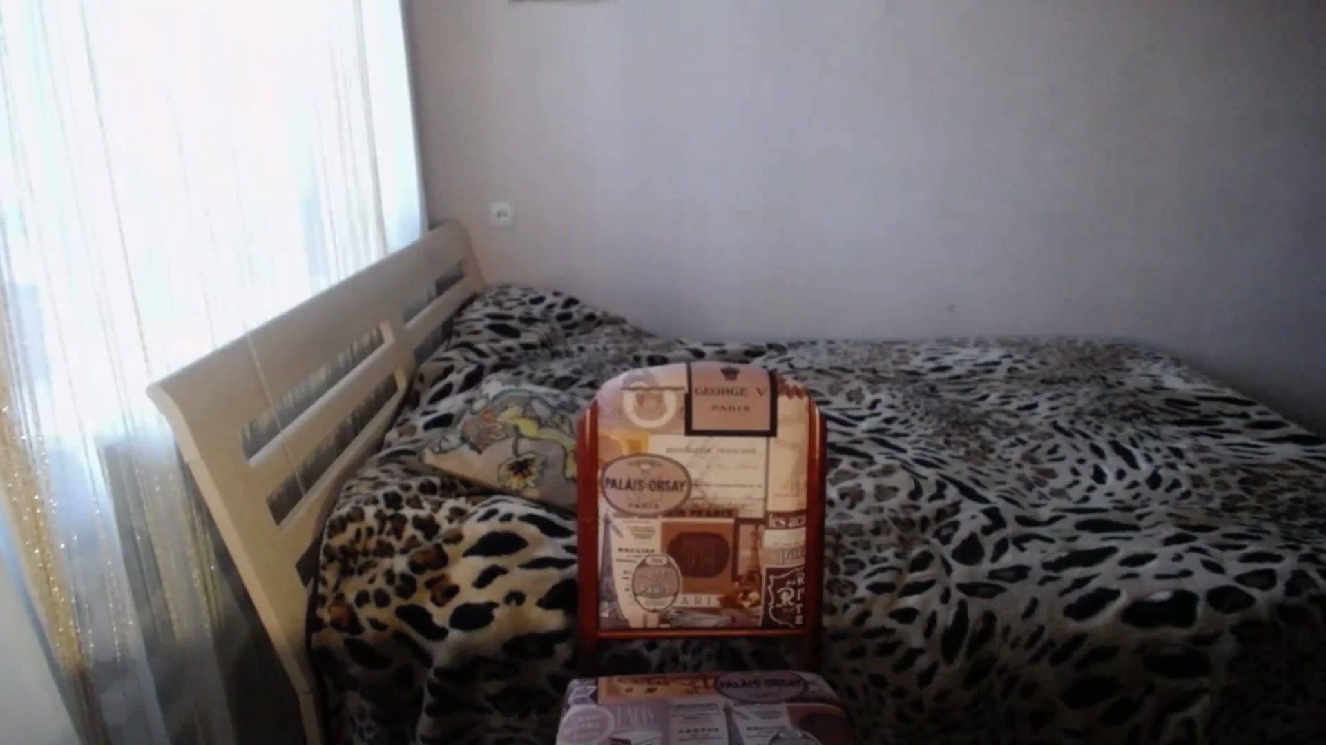 Gallery image thumbnail from AlissaMay's myfreecams stream on, 10/18/2023, 14:03 image 8 of 20