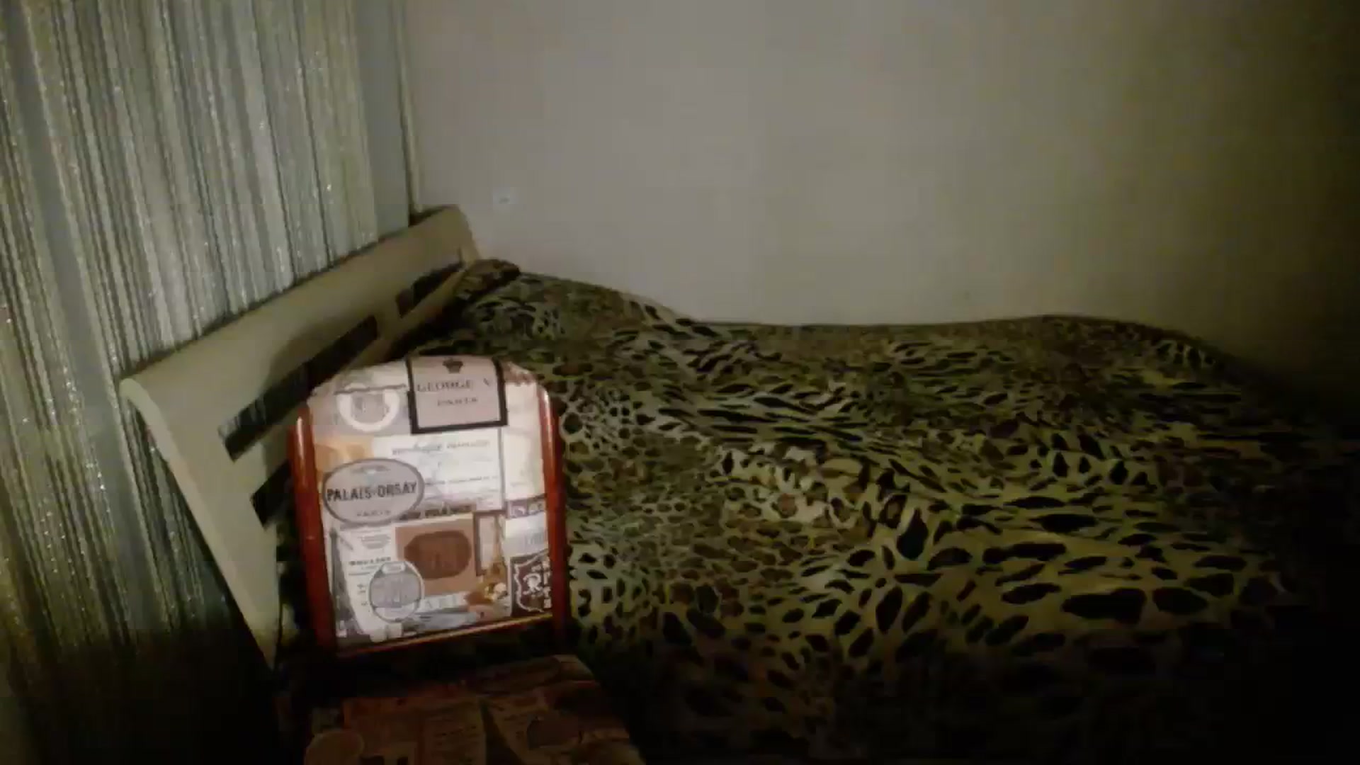 Gallery image thumbnail from AlissaMay's myfreecams stream on, 10/19/2023, 15:13 image 15 of 20