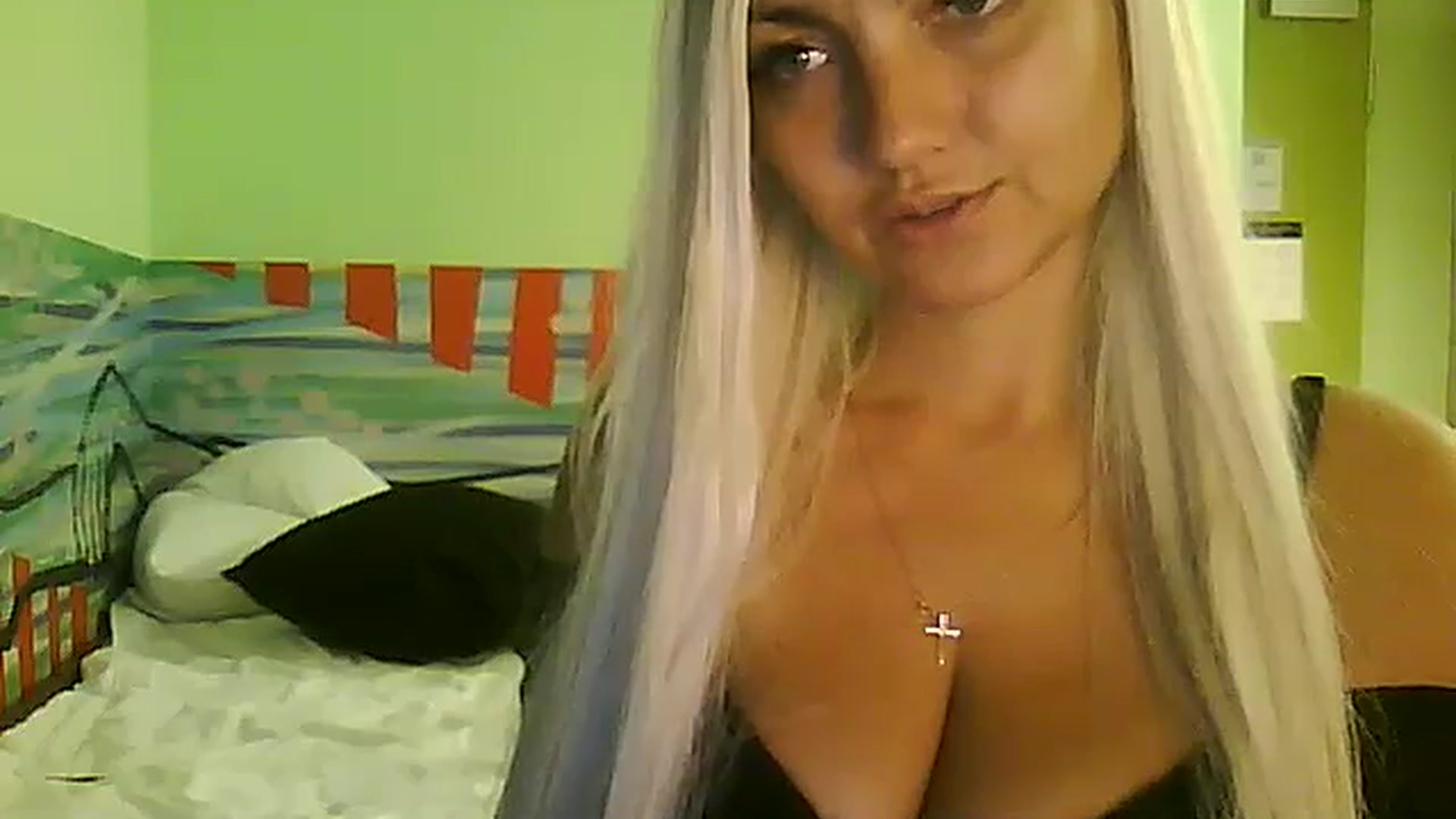 Gallery image thumbnail from AlissaMay's myfreecams stream on, 10/30/2023, 17:20 image 6 of 20