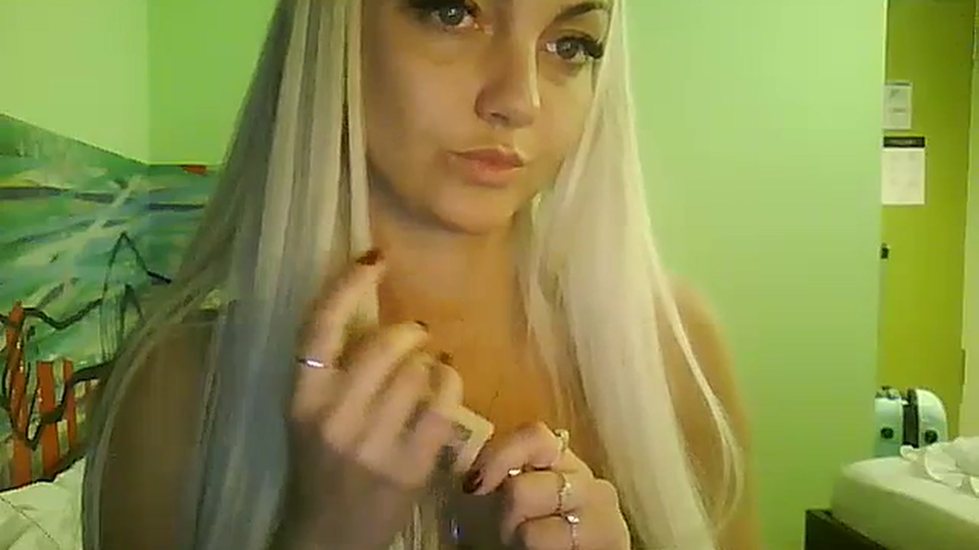 Gallery image thumbnail from AlissaMay's myfreecams stream on, 10/30/2023, 19:01 image 8 of 20