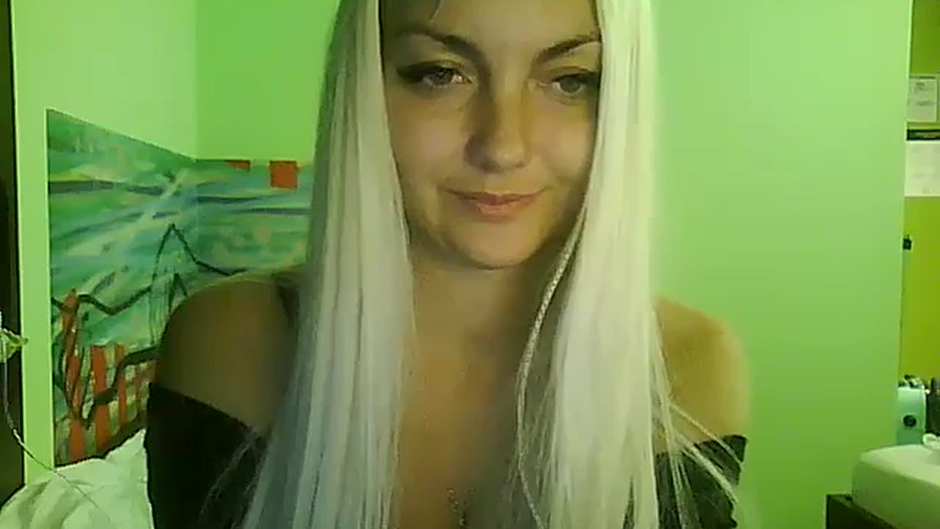 Gallery image thumbnail from AlissaMay's myfreecams stream on, 10/30/2023, 19:01 image 10 of 20