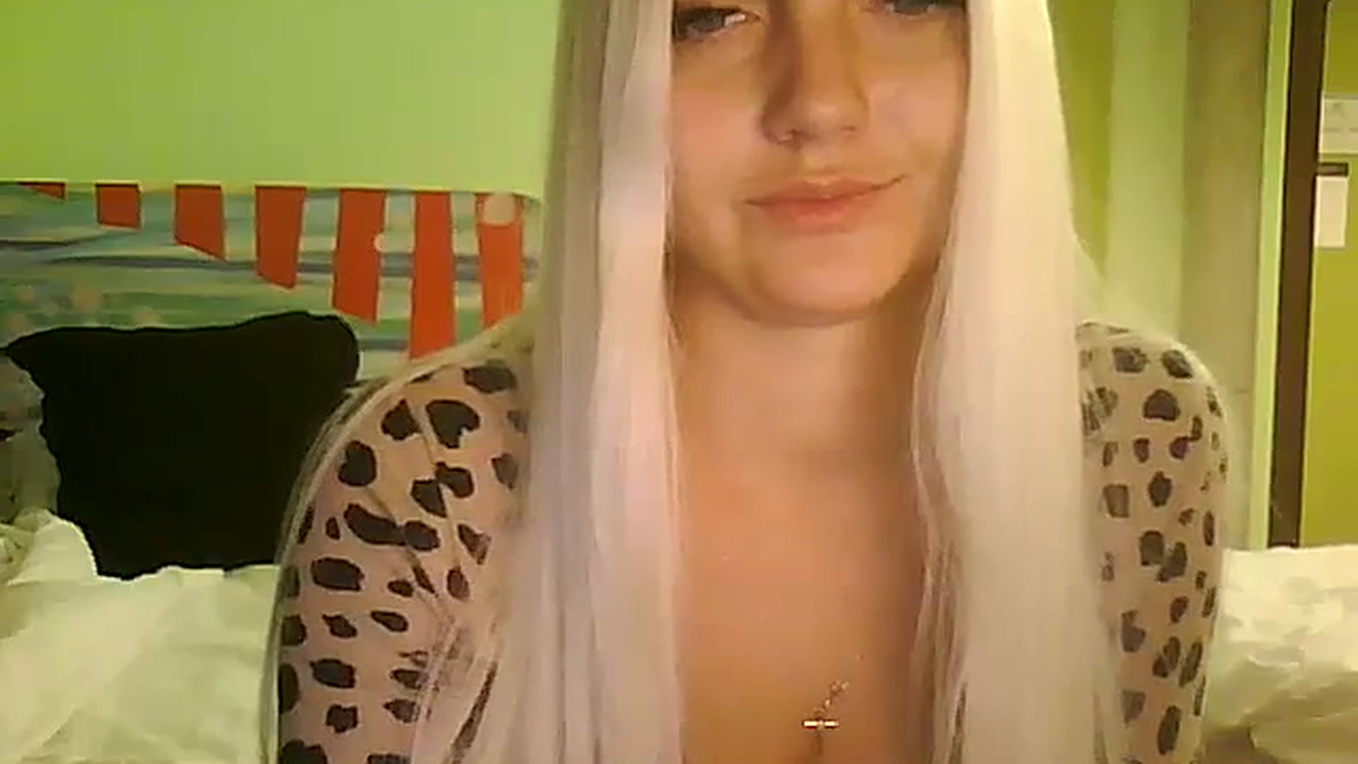 Gallery image thumbnail from AlissaMay's myfreecams stream on, 11/01/2023, 16:42 image 16 of 20