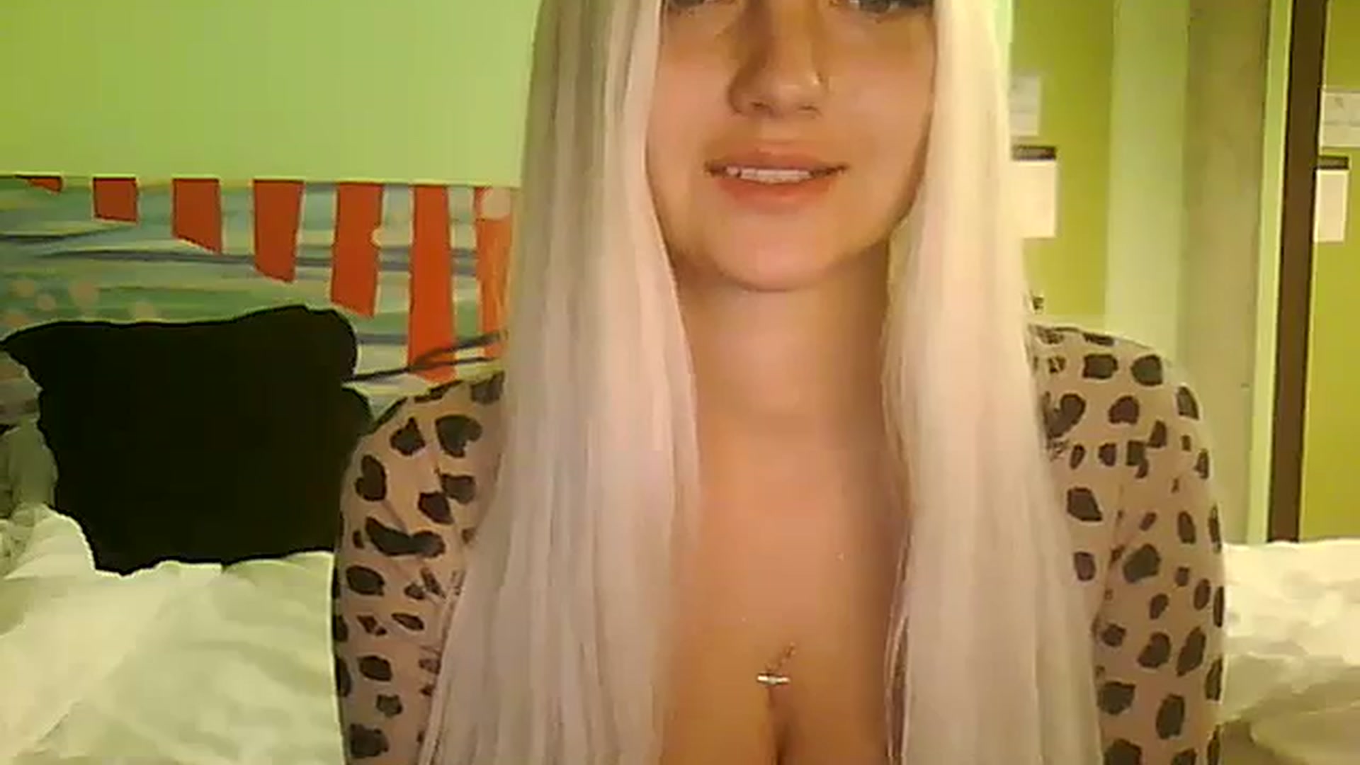 Gallery image thumbnail from AlissaMay's myfreecams stream on, 11/01/2023, 16:42 image 19 of 20