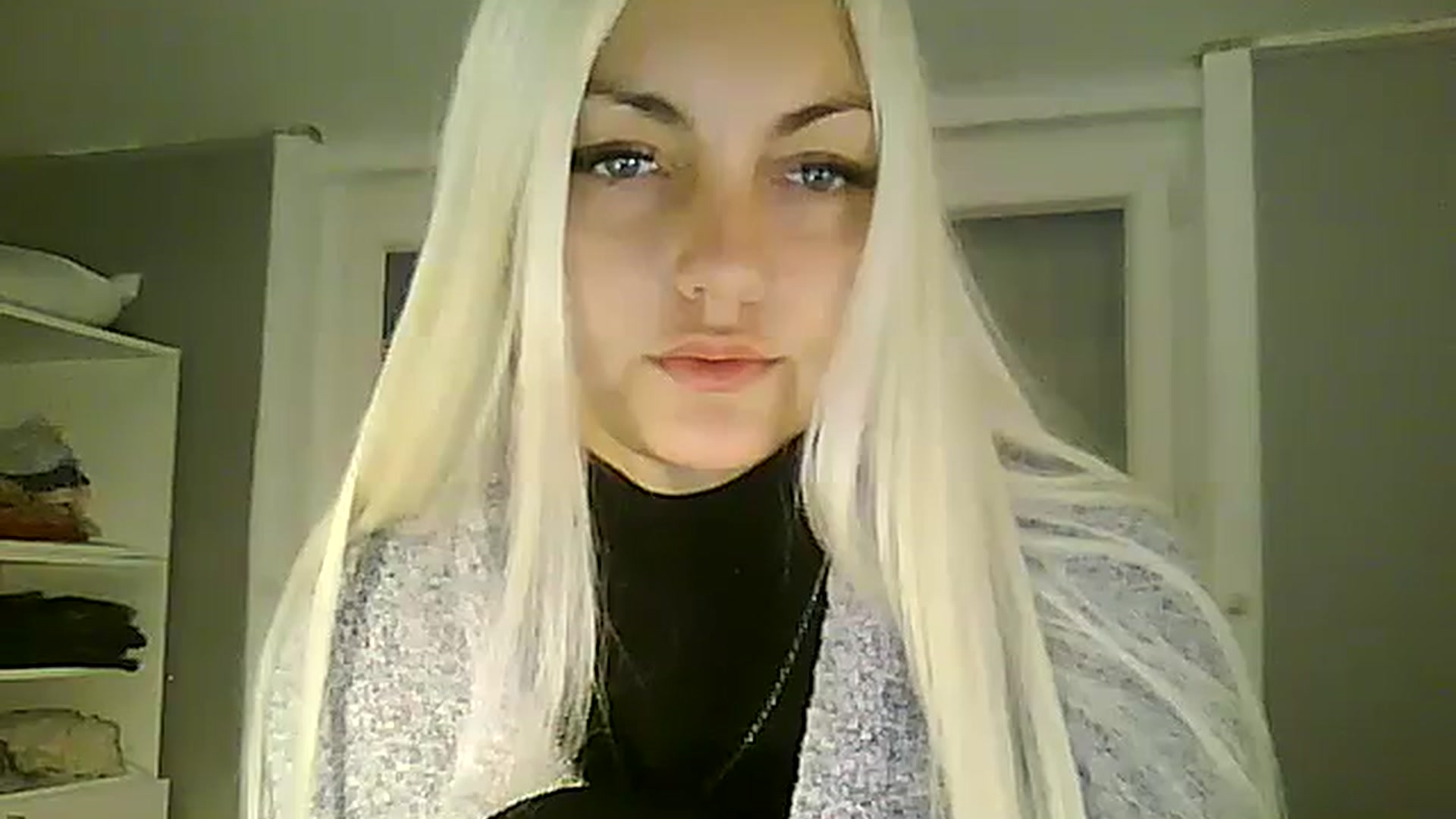 Gallery image thumbnail from AlissaMay's myfreecams stream on, 11/03/2023, 16:16 image 7 of 20