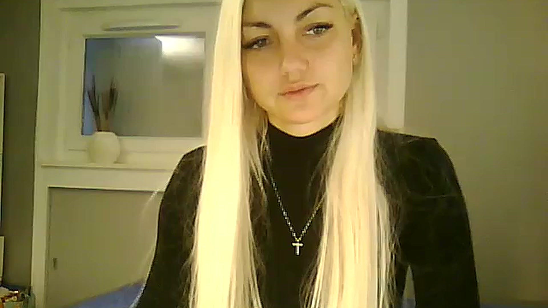Gallery image thumbnail from AlissaMay's myfreecams stream on, 11/04/2023, 15:12 image 6 of 20