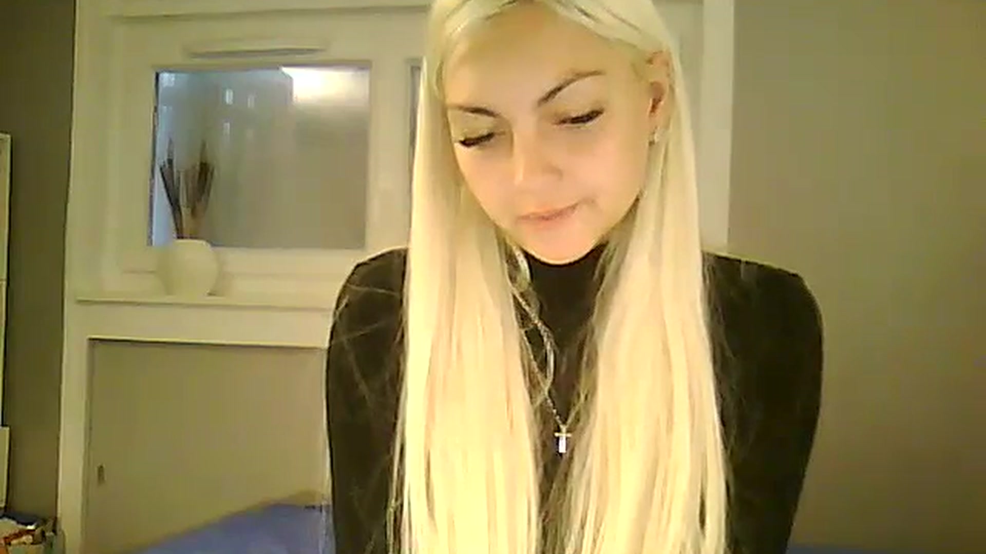 Gallery image thumbnail from AlissaMay's myfreecams stream on, 11/04/2023, 15:12 image 20 of 20