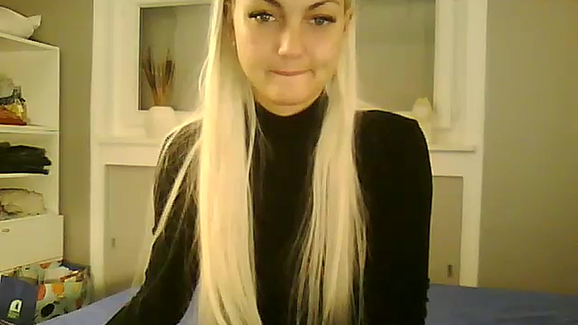 Gallery image thumbnail from AlissaMay's myfreecams stream on, 11/04/2023, 17:21 image 20 of 20
